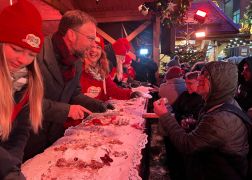 Weihnachtsmarkt In Jena Ist Eroeffnet 08